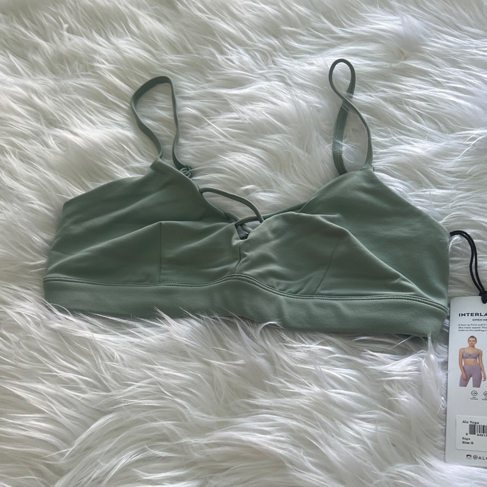 ALO Yoga Interlace Bra - Sage Green